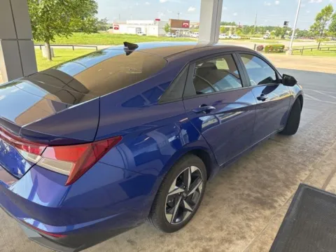 More photos of 2023 Hyundai Elantra SEL at Jim Norton Chevrolet, OK
