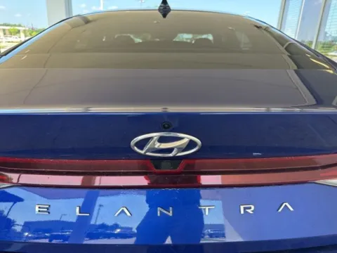 More photos of 2023 Hyundai Elantra SEL at Jim Norton Chevrolet, OK
