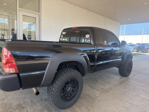 More photos of 2015 Toyota Tacoma at Jim Norton Chevrolet, OK
