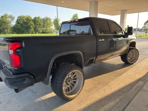 More photos of 2023 Chevrolet Silverado 2500HD High Country at Jim Norton Chevrolet, OK