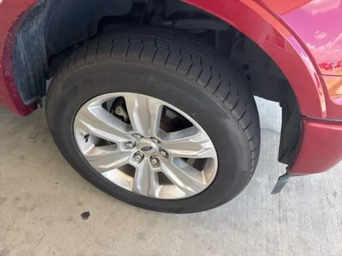 More photos of 2018 Ford F-150 Platinum at Jim Norton Chevrolet, OK