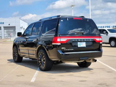 More photos of 2017 Lincoln Navigator Select at Jim Norton Chevrolet, OK