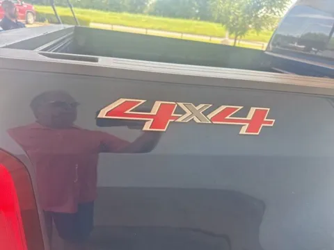 More photos of 2020 Chevrolet Colorado LT at Jim Norton Chevrolet, OK