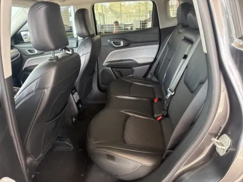 More photos of 2022 Jeep Compass Latitude at Jim Norton Chevrolet, OK