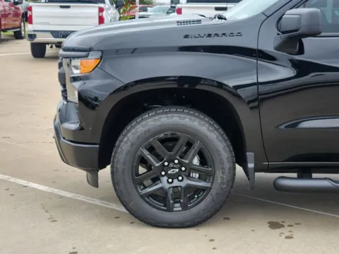 More photos of 2026 Chevrolet Silverado 1500 Custom at Jim Norton Chevrolet, OK