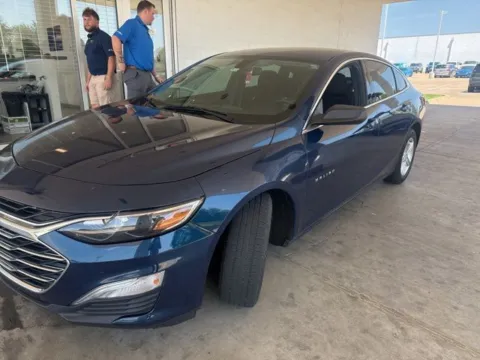 Blue 2019 Chevrolet Malibu LS for sale in Broken Arrow, OK
