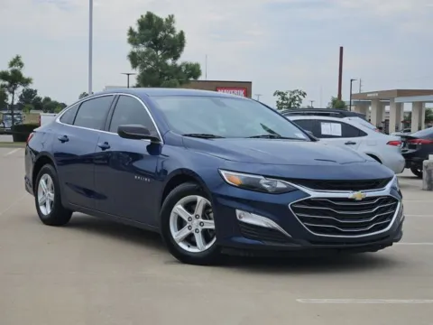 Blue 2019 Chevrolet Malibu LS for sale in Broken Arrow, OK