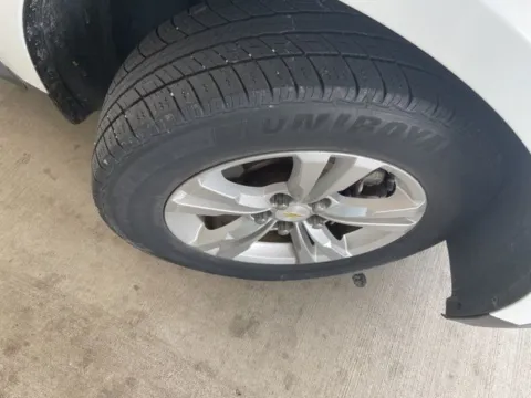 More photos of 2015 Chevrolet Equinox LS at Jim Norton Chevrolet, OK