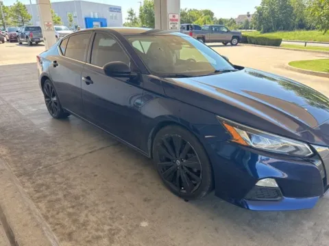 Photos of 2020 Nissan Altima 2.5 SR for sale in Broken Arrow, OK at Jim Norton Chevrolet