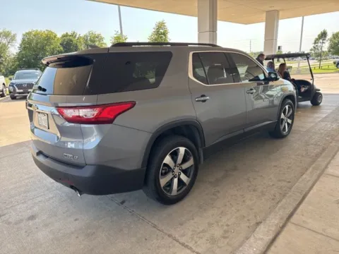 More photos of 2019 Chevrolet Traverse 3LT at Jim Norton Chevrolet, OK