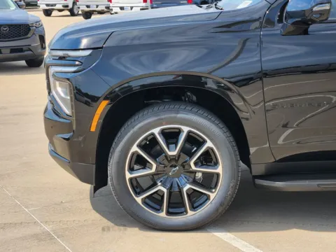 More photos of 2026 Chevrolet Suburban RST at Jim Norton Chevrolet, OK