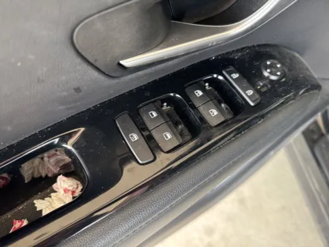 More photos of 2023 Hyundai Tucson Limited at Jim Norton Chevrolet, OK