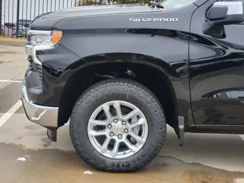 More photos of 2026 Chevrolet Silverado 1500 LT at Jim Norton Chevrolet, OK