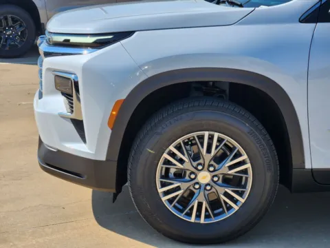 More photos of 2026 Chevrolet Traverse LT at Jim Norton Chevrolet, OK