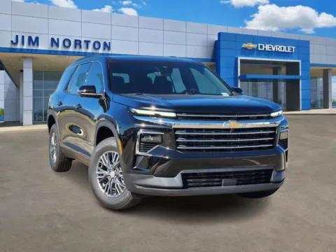 Black 2026 Chevrolet Traverse LT for sale in Broken Arrow, OK