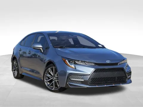 Blue 2020 Toyota Corolla SE for sale in Broken Arrow, OK