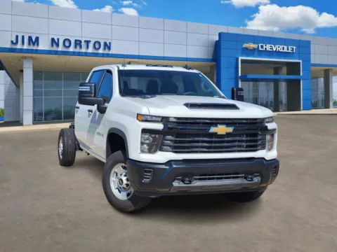 White 2024 Chevrolet Silverado 2500HD Work Truck for sale in Broken Arrow, OK