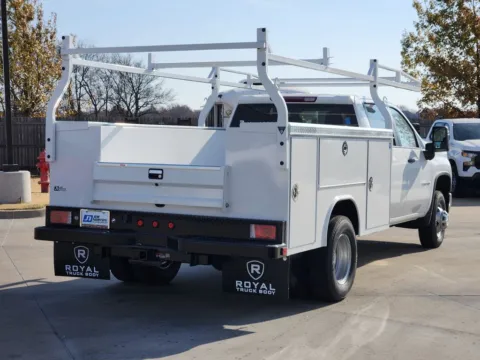 More photos of 2025 Chevrolet Silverado 3500HD Work Truck at Jim Norton Chevrolet, OK