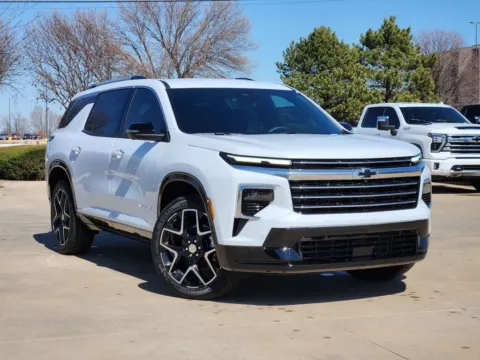 White 2026 Chevrolet Traverse High Country for sale in Broken Arrow, OK