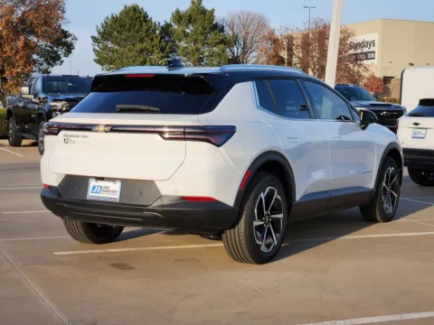 More photos of 2026 Chevrolet Equinox EV LT at Jim Norton Chevrolet, OK