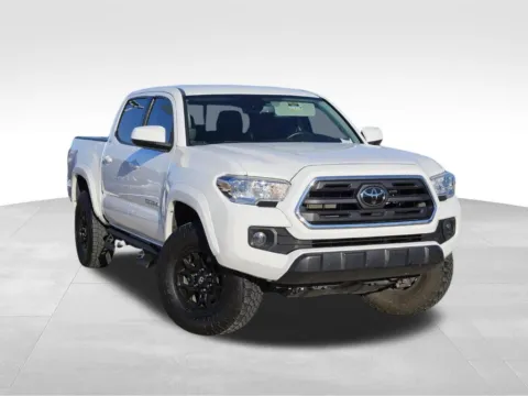 White 2019 Toyota Tacoma SR5 for sale in Broken Arrow, OK