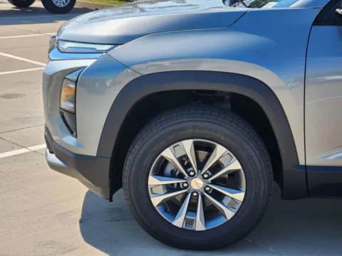 More photos of 2026 Chevrolet Equinox LT at Jim Norton Chevrolet, OK