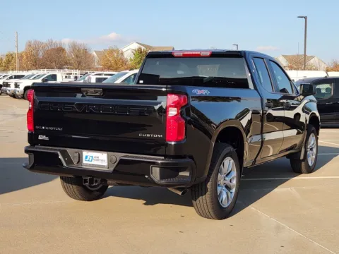 More photos of 2026 Chevrolet Silverado 1500 Custom at Jim Norton Chevrolet, OK