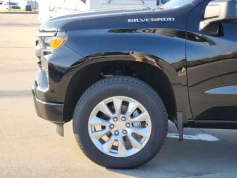More photos of 2026 Chevrolet Silverado 1500 Custom at Jim Norton Chevrolet, OK