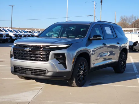 Photos of 2026 Chevrolet Traverse LT for sale in Broken Arrow, OK at Jim Norton Chevrolet