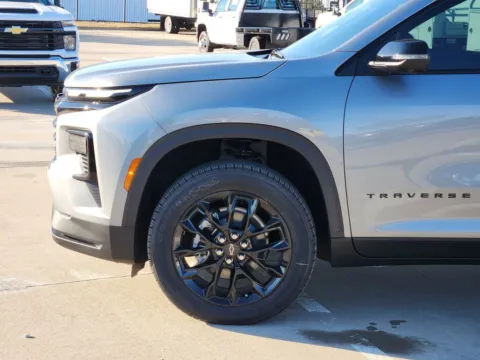 More photos of 2026 Chevrolet Traverse LT at Jim Norton Chevrolet, OK