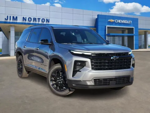 Gray 2026 Chevrolet Traverse LT for sale in Broken Arrow, OK