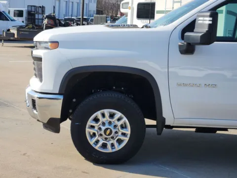 More photos of 2025 Chevrolet Silverado 2500HD Work Truck at Jim Norton Chevrolet, OK