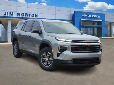 Gray 2026 Chevrolet Traverse LT for sale in Broken Arrow, OK