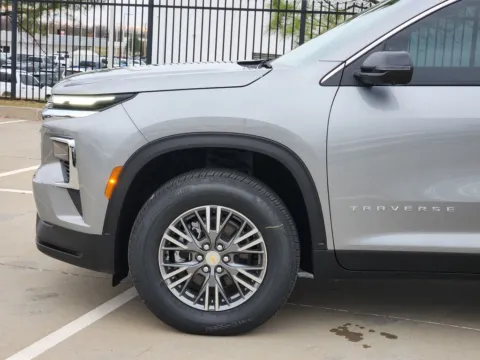 More photos of 2026 Chevrolet Traverse LT at Jim Norton Chevrolet, OK