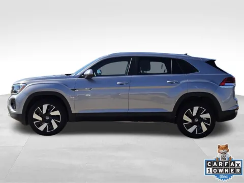 More photos of 2024 Volkswagen Atlas Cross Sport 2.0T SE w/Technology at Jim Norton Chevrolet, OK