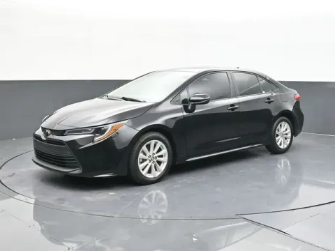 More photos of 2023 Toyota Corolla LE at Jim Norton T-Town Chevrolet, OK