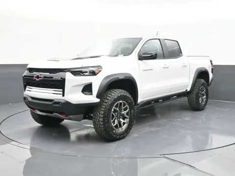 More photos of 2026 Chevrolet Colorado ZR2 at Jim Norton T-Town Chevrolet, OK