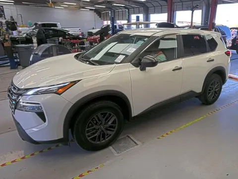 More photos of 2024 Nissan Rogue S at Jim Norton T-Town Chevrolet, OK