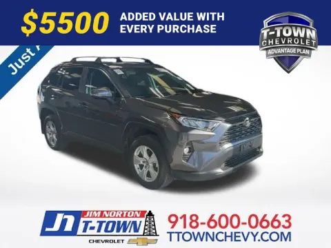 Gray 2020 Toyota RAV4 XLE for sale in Tulsa, OK