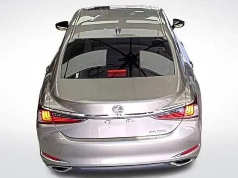 More photos of 2020 Lexus ES 350 at Jim Norton T-Town Chevrolet, OK