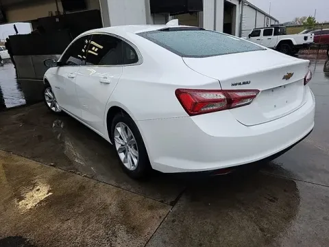 More photos of 2021 Chevrolet Malibu LT at Jim Norton T-Town Chevrolet, OK