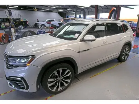 Another view of 2023 Volkswagen Atlas 3.6L V6 SEL Premium R-Line for sale in Tulsa, OK at Jim Norton T-Town Chevrolet