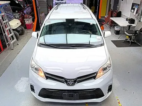 Photos of 2019 Toyota Sienna LE for sale in Tulsa, OK at Jim Norton T-Town Chevrolet