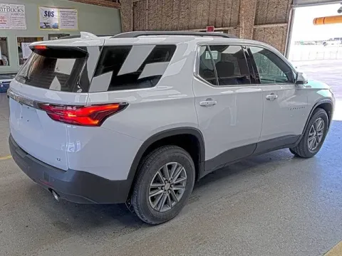 More photos of 2022 Chevrolet Traverse LT Leather at Jim Norton T-Town Chevrolet, OK
