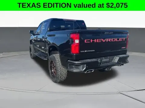 More photos of 2020 Chevrolet Silverado 1500 RST at Jim Norton T-Town Chevrolet, OK