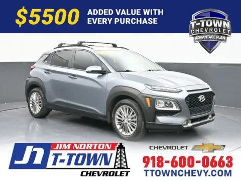 Silver 2021 Hyundai Kona SEL Plus for sale in Tulsa, OK