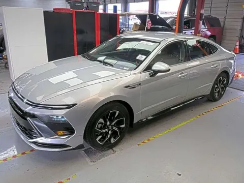Photos of 2025 Hyundai Sonata SEL for sale in Tulsa, OK at Jim Norton T-Town Chevrolet