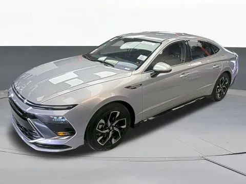 Photos of 2025 Hyundai Sonata SEL for sale in Tulsa, OK at Jim Norton T-Town Chevrolet
