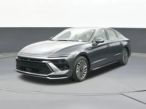 More photos of 2024 Hyundai Sonata Hybrid Limited at Jim Norton T-Town Chevrolet, OK