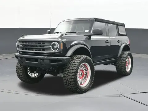 More photos of 2021 Ford Bronco at Jim Norton T-Town Chevrolet, OK
